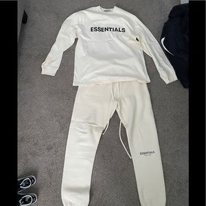 Men’s Fear of God Essentials Set